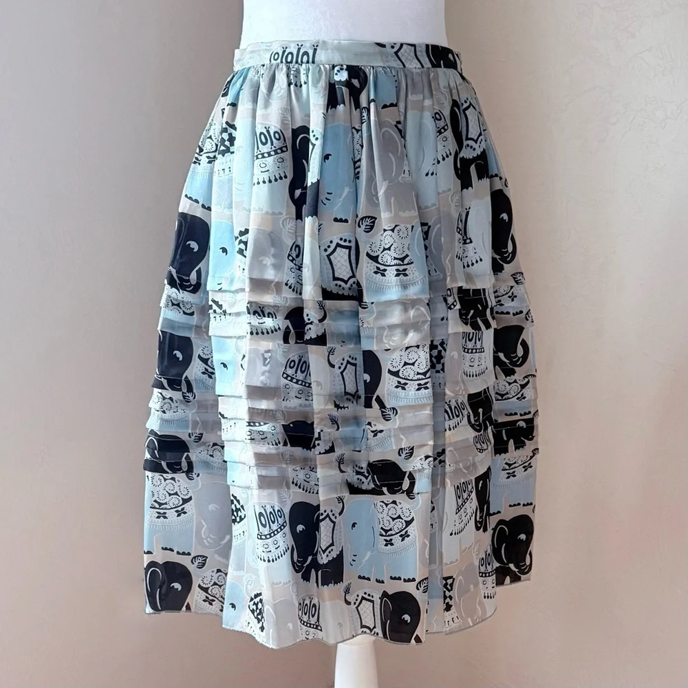 Jules Reid blue gray